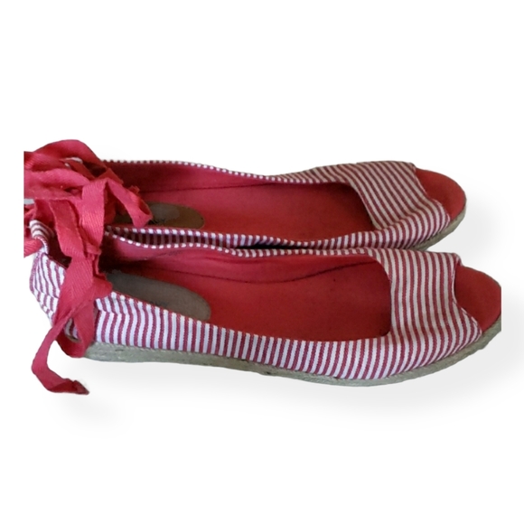 OLD NAVY open toe canvas shoes NWOT - Picture 2 of 3